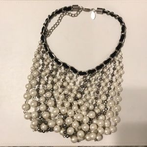 Gorgeous Pearl and Chain Bib Necklace